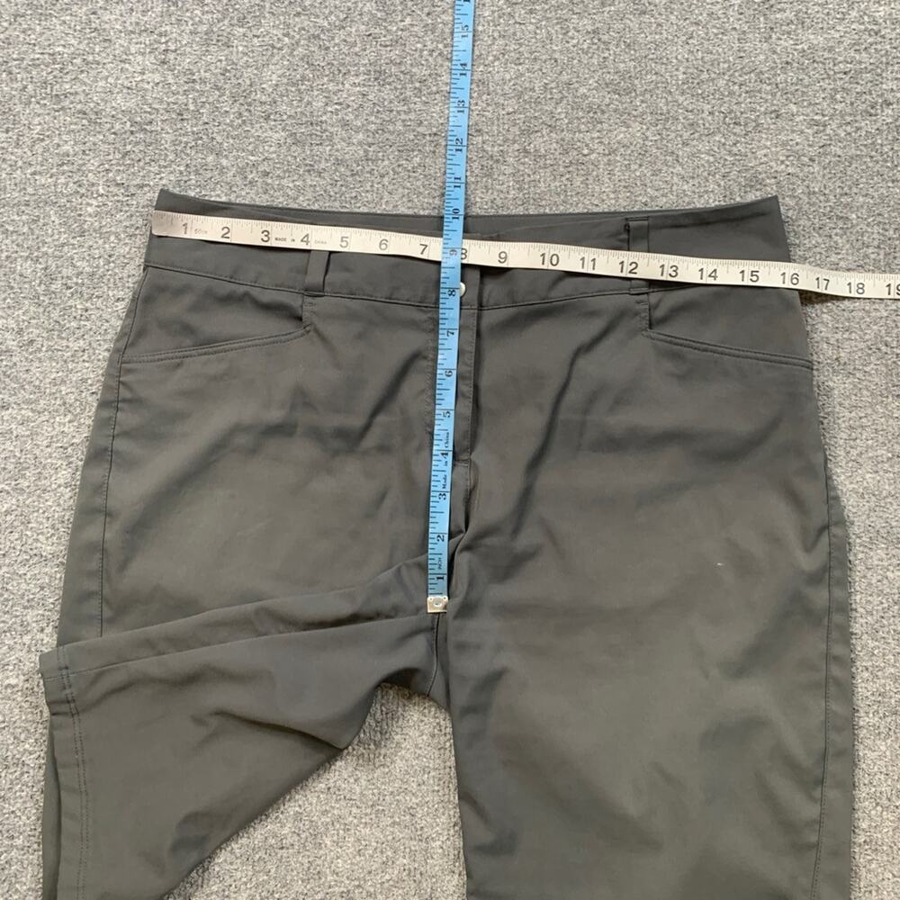 Adidas Shorts Womens 8 Grizzly Flat Front 10 Inch Moisture Wick Performance Golf - Picture 5 of 12